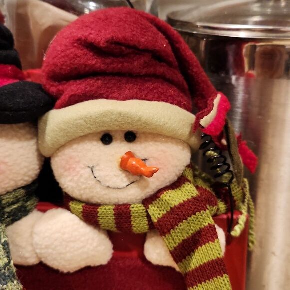 Snowman Let It Snow Wooden Hanging Sign - Picture 4 of 6